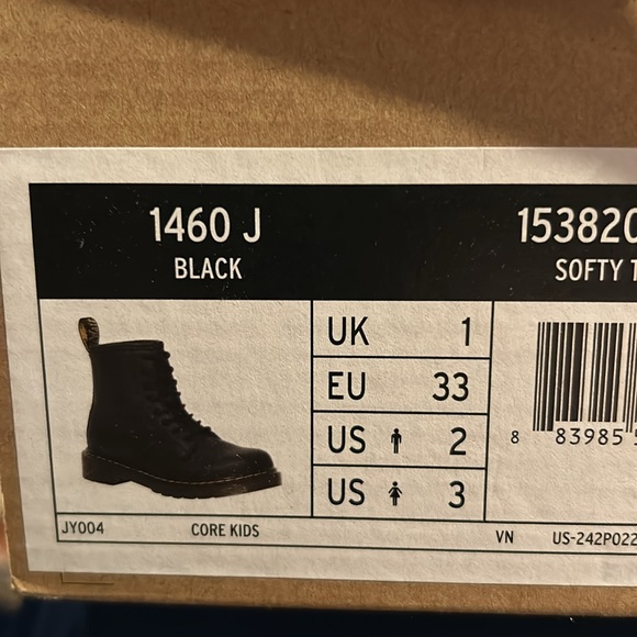 Dr. Martens- 1460 J, black, softy t, 3 girls QS - Picture 5 of 5